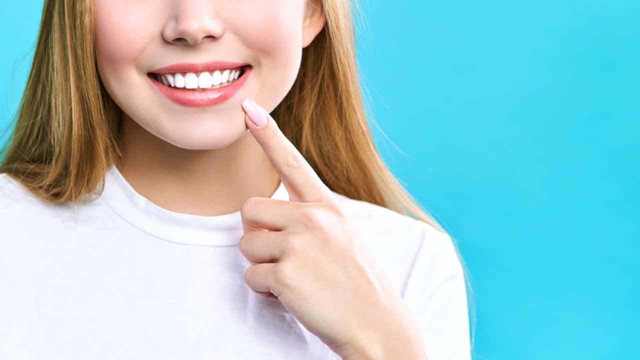 Strategies for Success: Enhance Your Teeth Whitening Business with Custom Branding